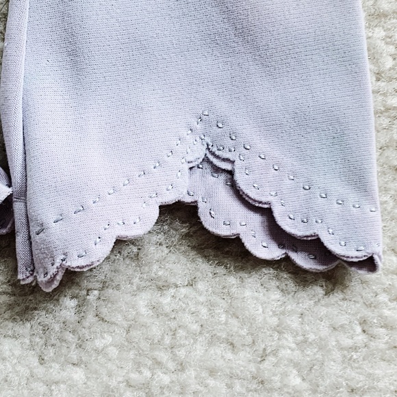 🛍CLOSET CLEAN-OUT - MAKE OFFERS🛍 Vintage Blue Scalloped Edge Grandoe Gloves - Picture 3 of 5